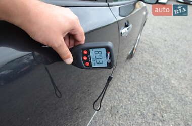 Хэтчбек Nissan Leaf 2014 в 