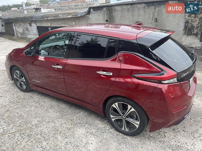 Хэтчбек Nissan Leaf 2018 в Львове фото 6 Хэтчбек Nissan Leaf 2018 в Львове