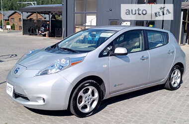 Хэтчбек Nissan Leaf 2012 в Чорткове