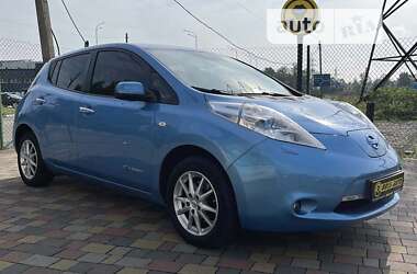 Хэтчбек Nissan Leaf 2012 в Стрые