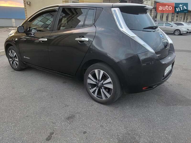 Хэтчбек Nissan Leaf 2015 в Харькове фото 8 Хэтчбек Nissan Leaf 2015 в Харькове