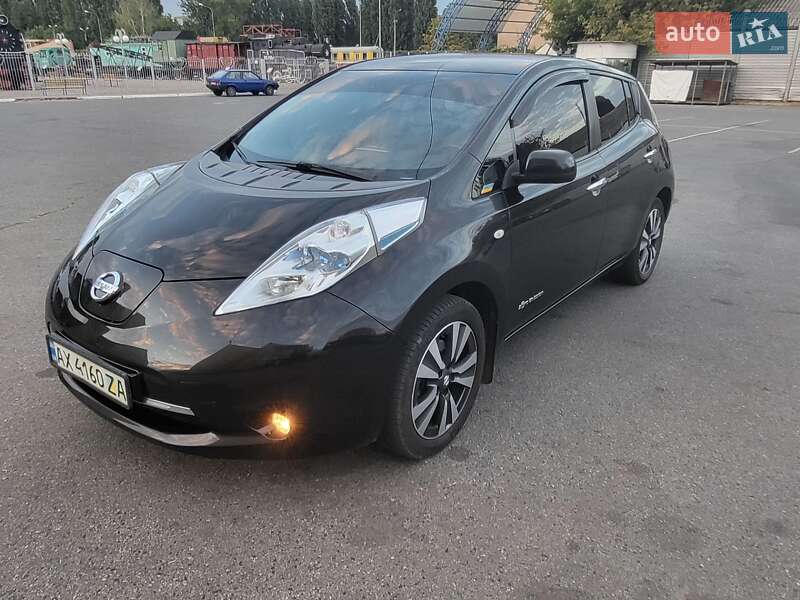 Хэтчбек Nissan Leaf 2015 в Харькове фото 2 Хэтчбек Nissan Leaf 2015 в Харькове