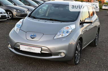 Хетчбек Nissan Leaf 2016 в Луцьку