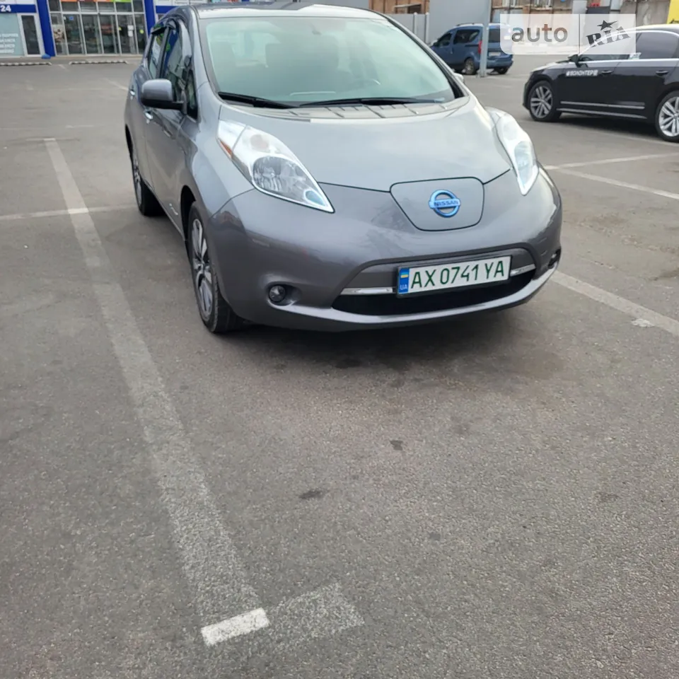 2016 Nissan Leaf - мініатюра 17