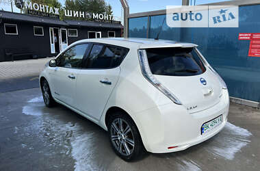 Хетчбек Nissan Leaf 2017 в Рівному