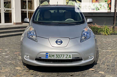 Хетчбек Nissan Leaf 2011 в Житомирі