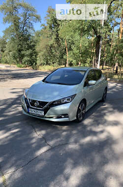 nissan leaf 2018 в Киев от профессионального продавца Илья