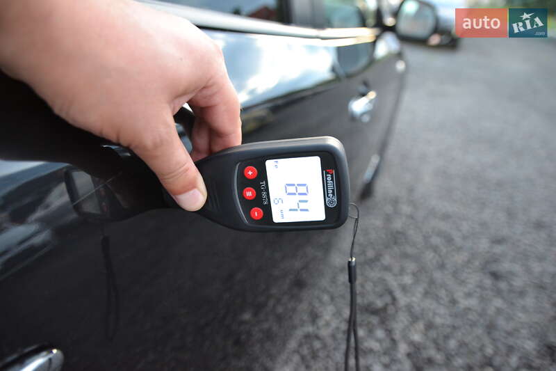 Хетчбек Nissan Leaf 2014 в Луцьку