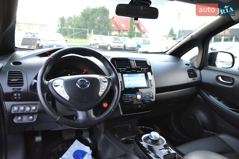 Хетчбек Nissan Leaf 2014 в Луцьку