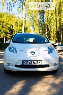 Хетчбек Nissan Leaf 2014 в Чернівцях