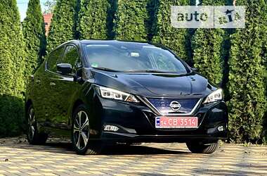 Хэтчбек Nissan Leaf 2021 в Самборе