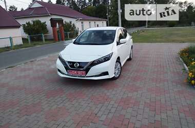 Хетчбек Nissan Leaf 2022 в Бородянці