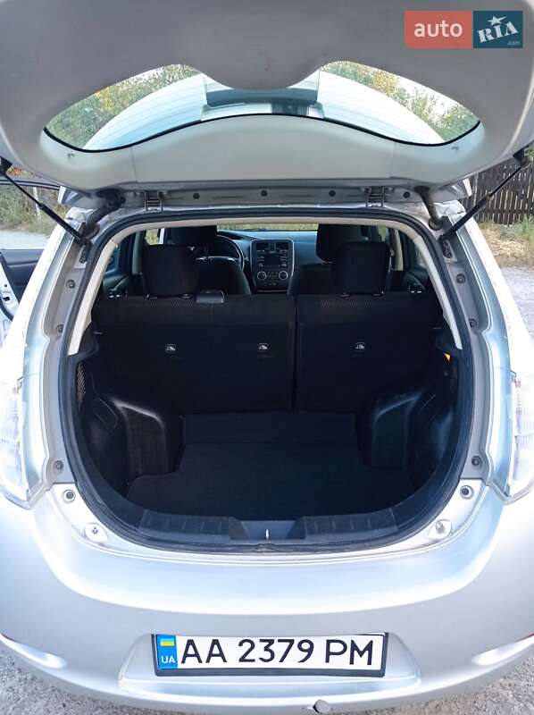 Хэтчбек Nissan Leaf 2013 в Киеве фото 12 Хэтчбек Nissan Leaf 2013 в Киеве