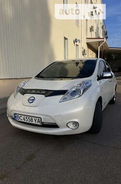 Хетчбек Nissan Leaf 2013 в Вознесенську