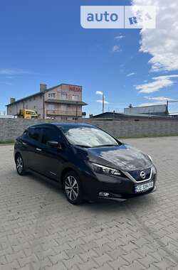 Хэтчбек Nissan Leaf 2019 в Черновцах