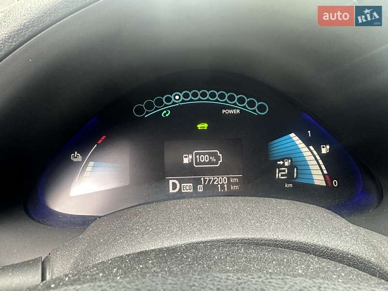 Хетчбек Nissan Leaf 2016 в Києві