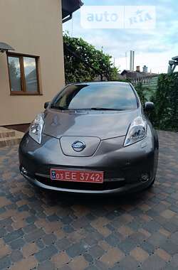 Хетчбек Nissan Leaf 2016 в Рівному