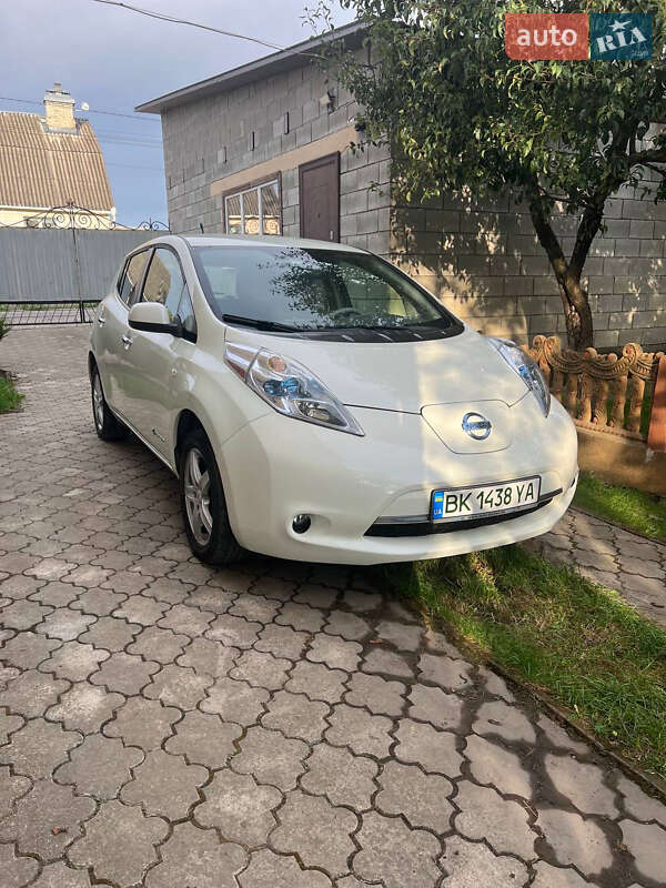 Nissan Leaf 2012