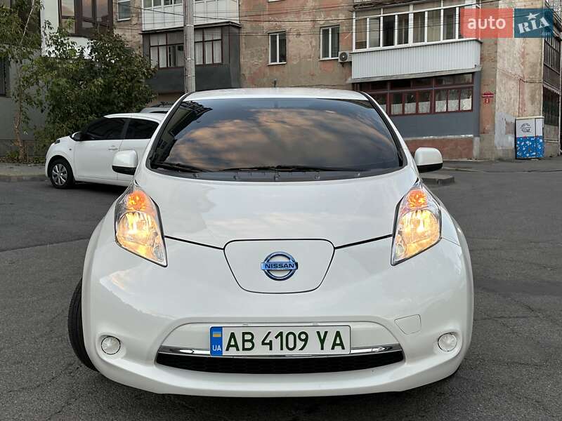 Хэтчбек Nissan Leaf 2013 в Виннице