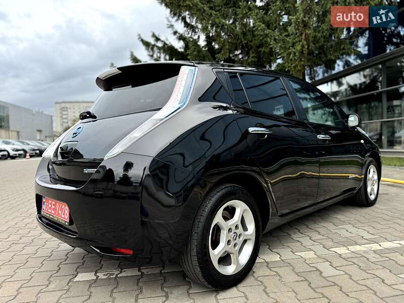 Хэтчбек Nissan Leaf 2017 в Дубровице фото 6 Хэтчбек Nissan Leaf 2017 в Дубровице
