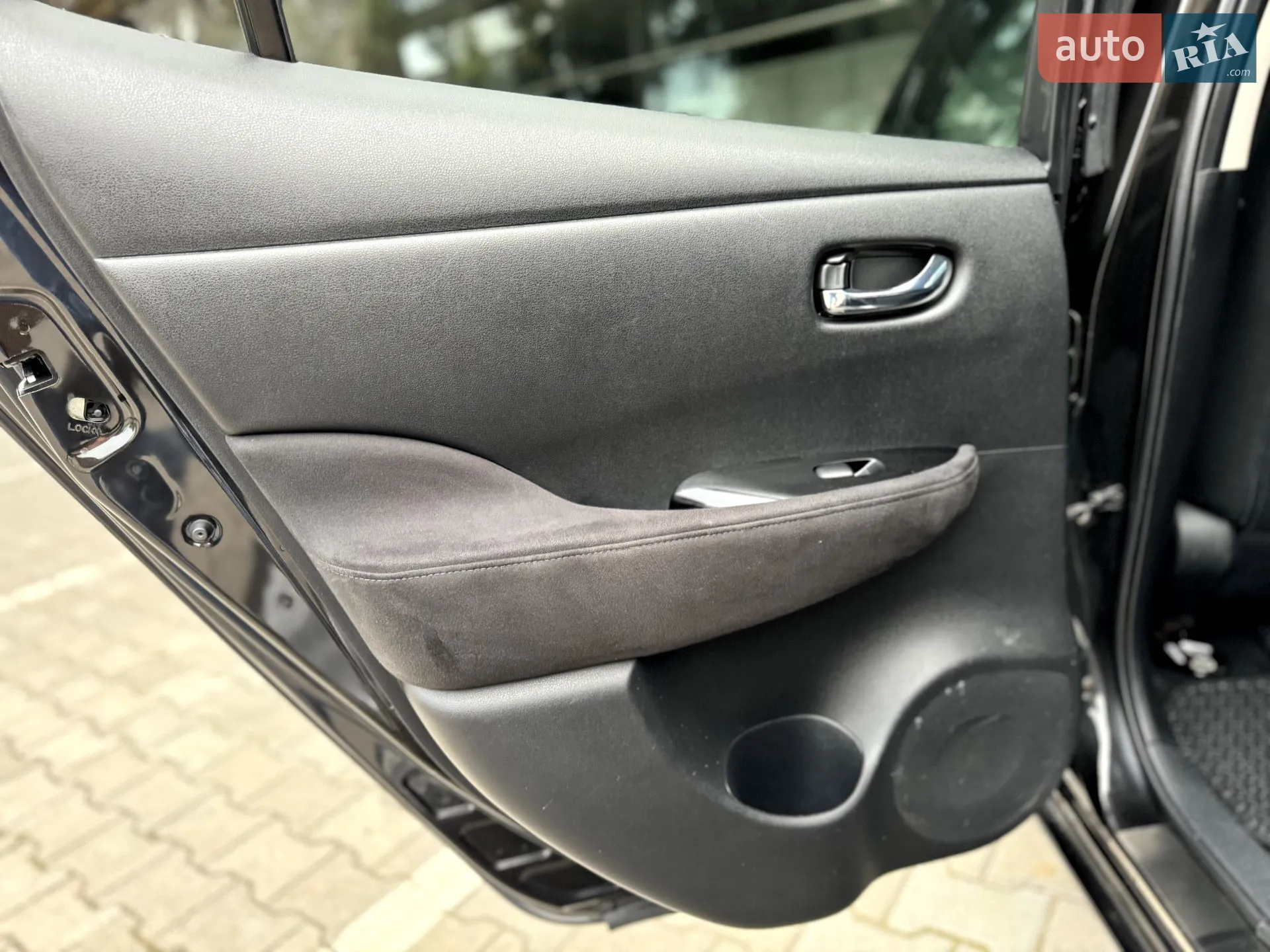 2017 Nissan Leaf - мініатюра 15