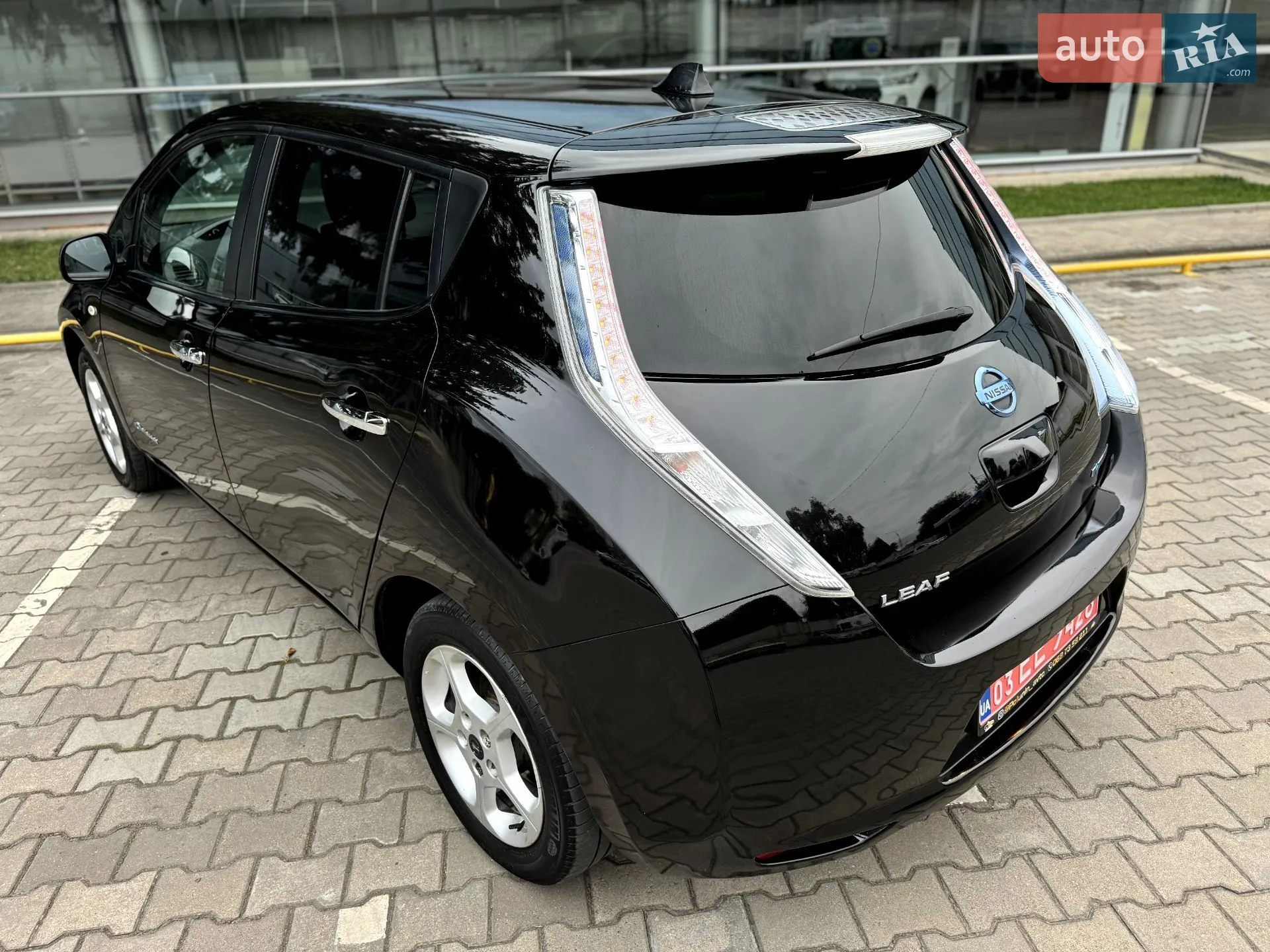 2017 Nissan Leaf - мініатюра 36