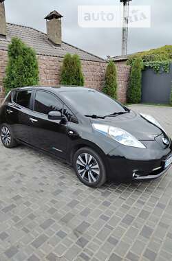 Хетчбек Nissan Leaf 2014 в Кропивницькому