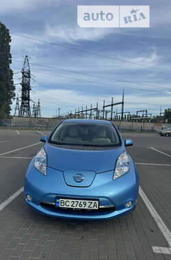 Хэтчбек Nissan Leaf 2012 в Львове