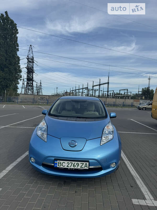 Хетчбек Nissan Leaf 2012 в Львові