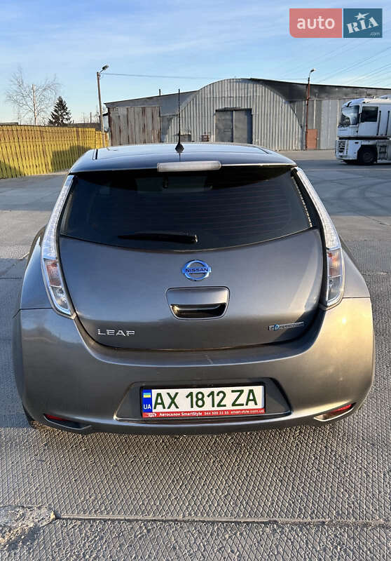 Хетчбек Nissan Leaf 2016 в Харкові