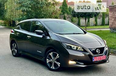 Хэтчбек Nissan Leaf 2019 в Ровно