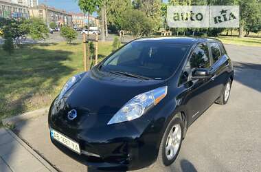 Хэтчбек Nissan Leaf 2015 в Виннице