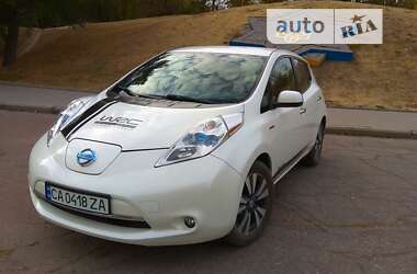 Хетчбек Nissan Leaf 2013 в Кропивницькому