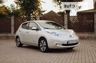 Хетчбек Nissan Leaf 2013 в Луцьку