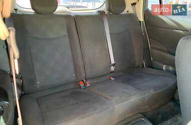 Хэтчбек Nissan Leaf 2014 в 