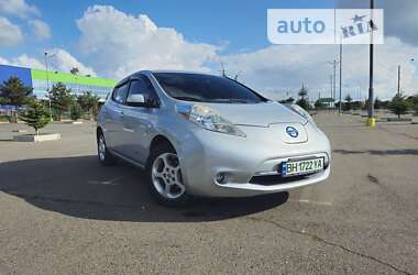 Хэтчбек Nissan Leaf 2013 в Одессе