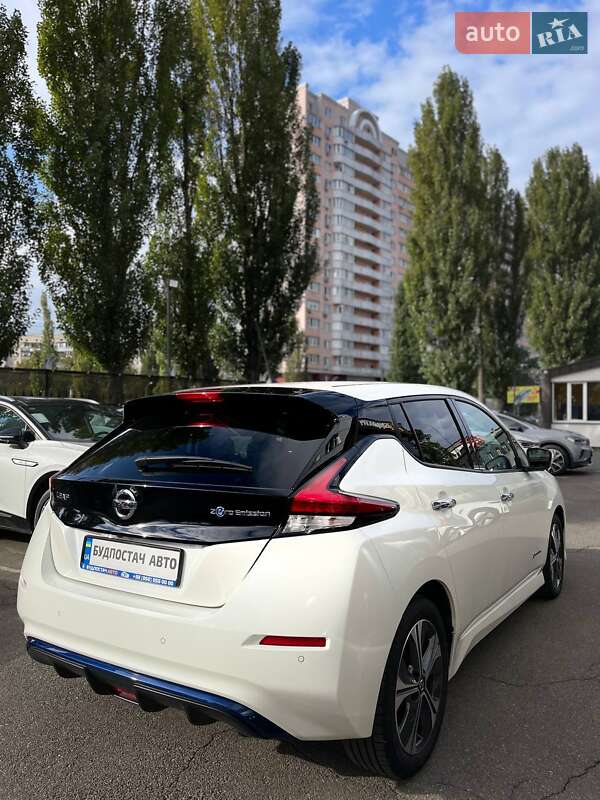 Хетчбек Nissan Leaf 2019 в Києві