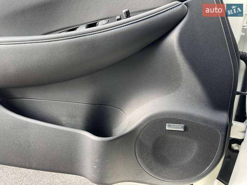 Хетчбек Nissan Leaf 2019 в Києві