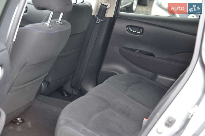 Хэтчбек Nissan Leaf 2016 в Луцке фото 17 Хэтчбек Nissan Leaf 2016 в Луцке