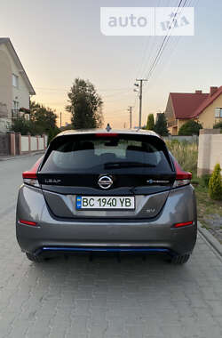 Хэтчбек Nissan Leaf 2021 в Львове