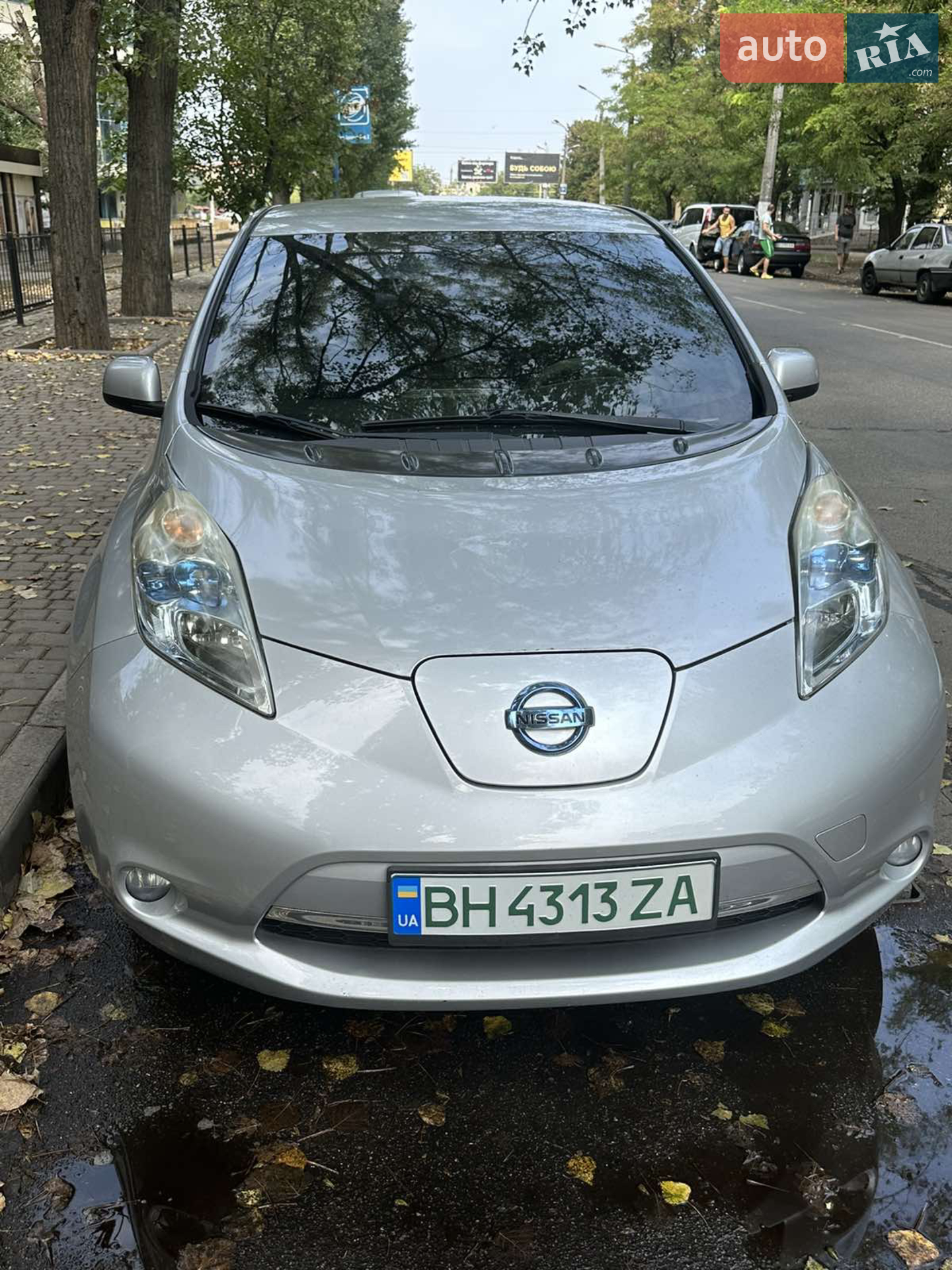 2011 Nissan Leaf - мініатюра 3