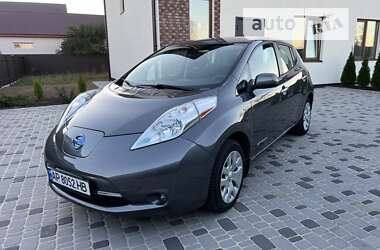 Хэтчбек Nissan Leaf 2017 в Киеве