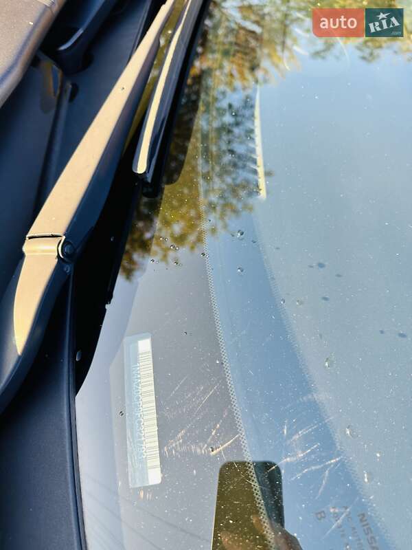 Хэтчбек Nissan Leaf 2015 в Киеве