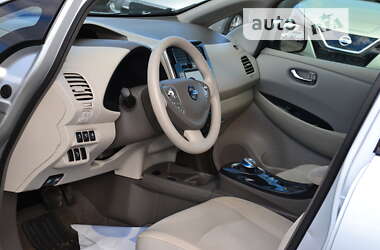 Хетчбек Nissan Leaf 2013 в Луцьку