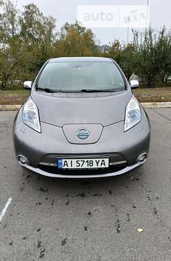Хэтчбек Nissan Leaf 2014 в Буче