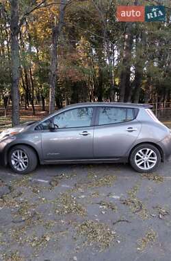 Хетчбек Nissan Leaf 2015 в Одесі