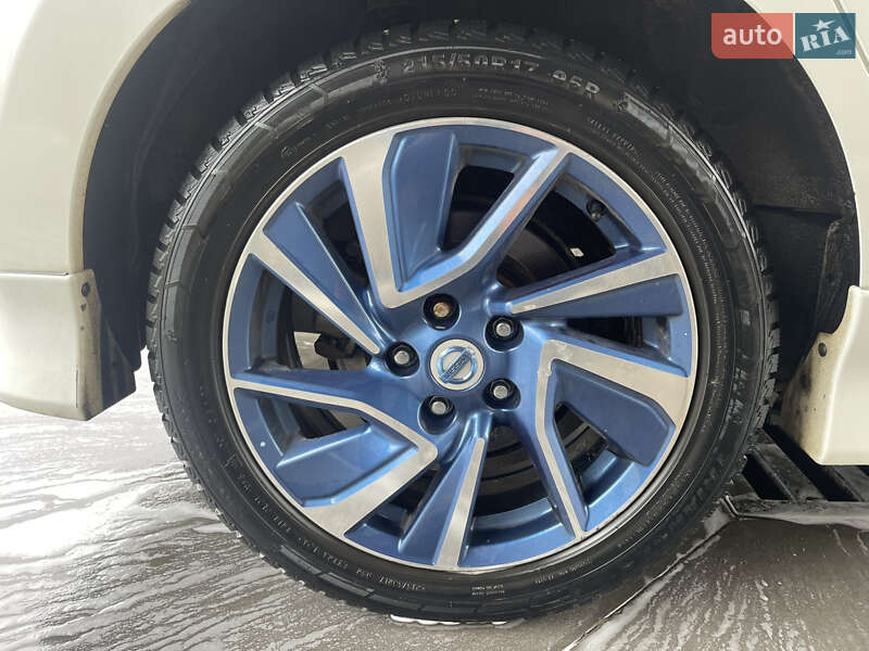 Хетчбек Nissan Leaf 2015 в Дніпрі фото 19 Хетчбек Nissan Leaf 2015 в Дніпрі