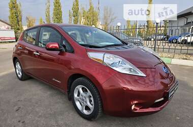 Хэтчбек Nissan Leaf 2014 в Шостке