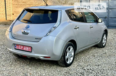 Хэтчбек Nissan Leaf 2012 в Стрые