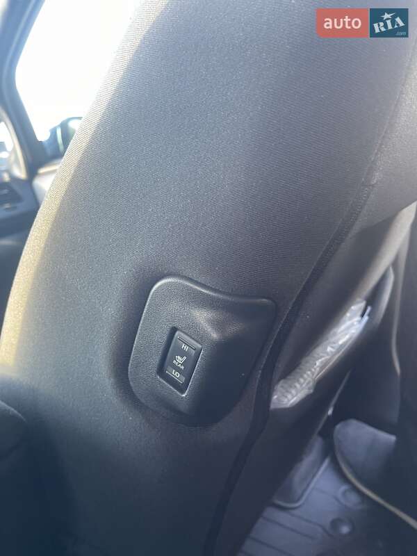 Хэтчбек Nissan Leaf 2014 в Днепре фото 7 Хэтчбек Nissan Leaf 2014 в Днепре